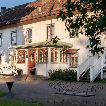 Tva Skyttlar 호텔 Örby 외부 사진