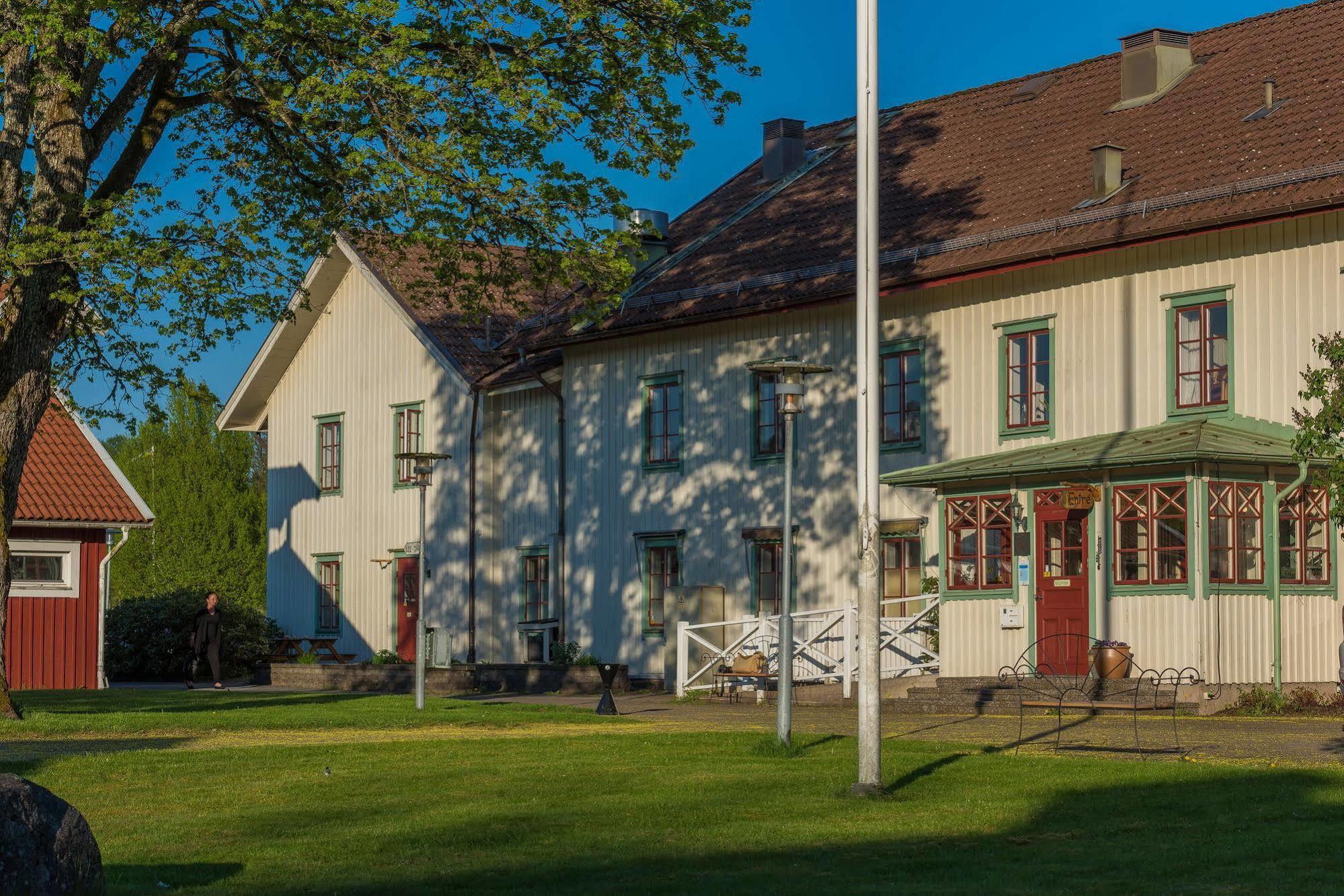 Tva Skyttlar 호텔 Örby 외부 사진